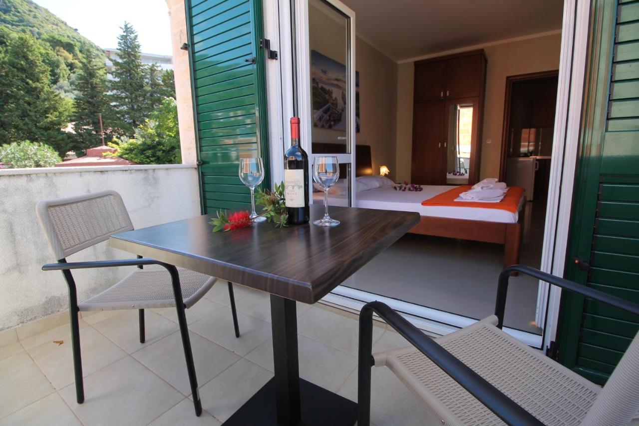 Guest House Villa Pastrovka Sveti Stefan Exterior foto